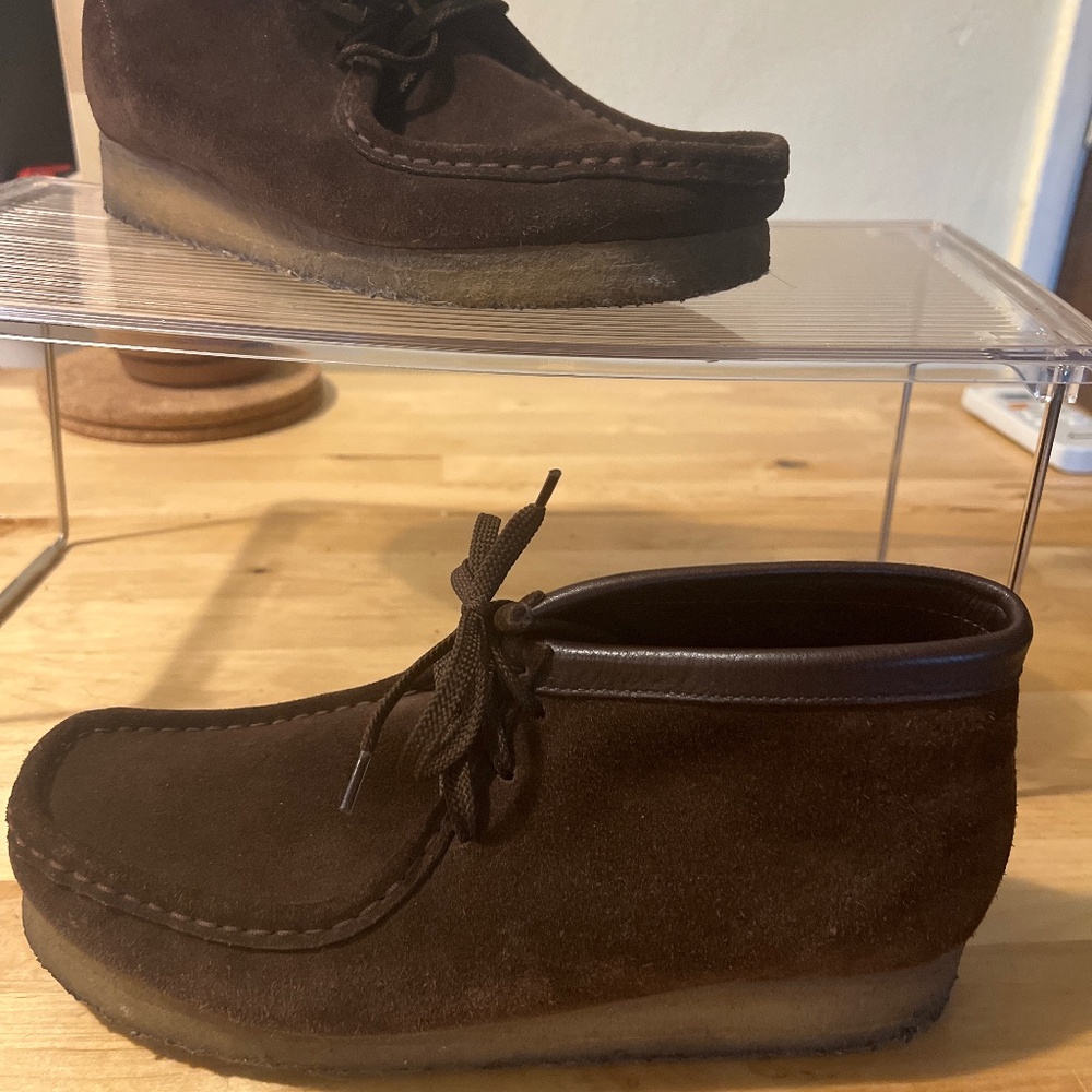 Clarks wallabees chukka boots brown suede
